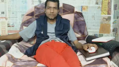 Suman Leo online show from February 3, 9:31 pm