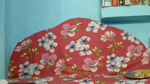 Suman Leo online show from April 3, 2:15 pm