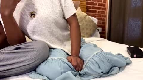 new indian couple online show from March 4, 8:35 am