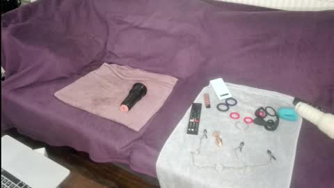 Snapshot of indian_exhibitionist chatting on May 2, 11:10 pm indian_exhibitionist online show from May 2, 11:10 pm