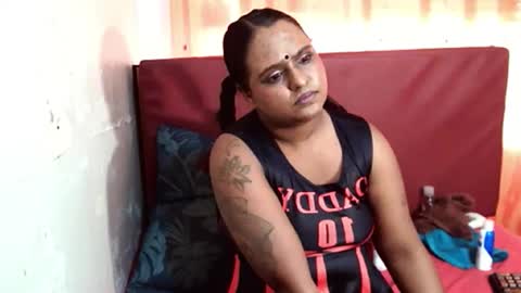 Snapshot of indian_sunshine chatting on June 5, 7:03 am indian_sunshine online show from June 5, 7:03 am