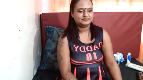 Snapshot of indian_sunshine chatting on June 12, 6:12 am indian_sunshine online show from June 12, 6:12 am