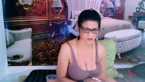 Femiez online show from January 31, 6:24 am