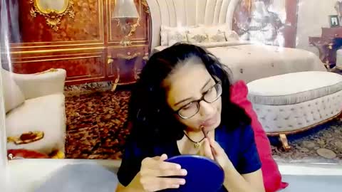 nala online show from June 25, 5:45 am