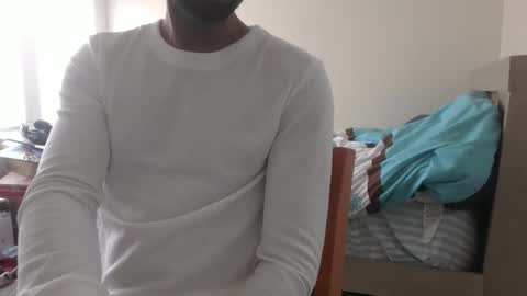 Snapshot of indianboystar chatting on December 15, 6:12 pm indianboystar online show from December 15, 6:12 pm