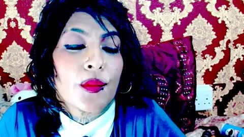 Snapshot of indiancatz2 chatting on February 18, 9:20 pm anusha online show from February 18, 9:20 pm