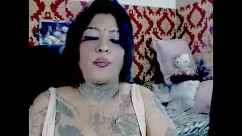 Snapshot of indiancatz2 chatting on October 5, 12:20 am anusha online show from October 5, 12:20 am