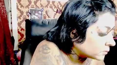 Snapshot of indiancatz2 chatting on November 5, 1:00 pm anusha online show from November 5, 1:00 pm