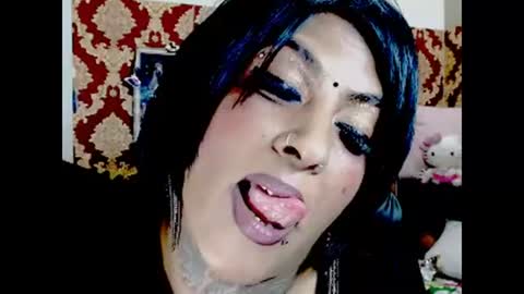 Snapshot of indiancatz2 chatting on November 7, 2:50 pm anusha online show from November 7, 2:50 pm