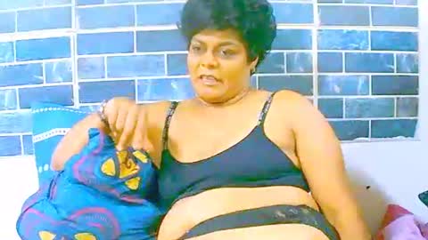 indiancherrypie online show from December 4, 10:13 am