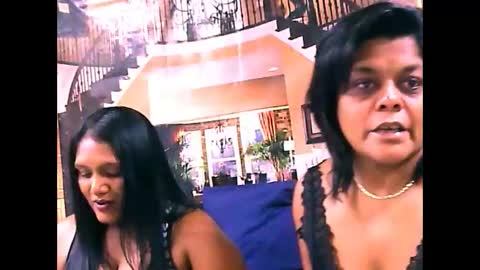 indiancherrypie online show from September 25, 6:50 am