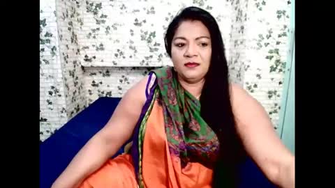 Snapshot of indiandelia chatting on January 24, 6:46 am indiandelia online show from January 24, 6:46 am