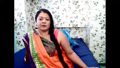 Snapshot of indiandelia chatting on January 29, 6:54 am indiandelia online show from January 29, 6:54 am