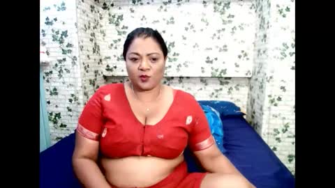 Snapshot of indiandelia chatting on February 7, 9:05 am indiandelia online show from February 7, 9:05 am