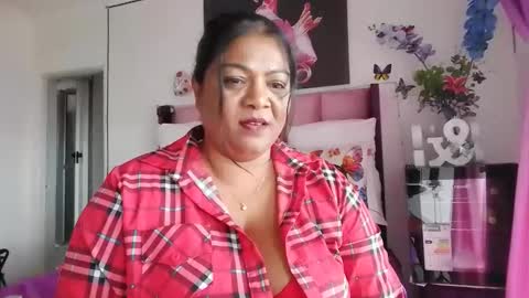 Snapshot of indiandelia chatting on February 27, 1:17 pm indiandelia online show from February 27, 1:17 pm