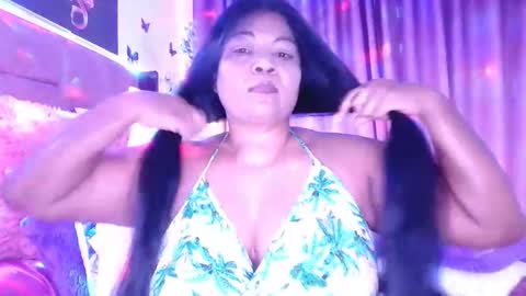 Snapshot of indiandelia chatting on March 6, 10:04 pm indiandelia online show from March 6, 10:04 pm