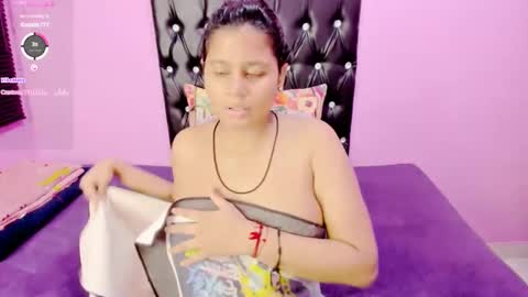 PARADISEQUEEN online show from January 4, 4:23 am