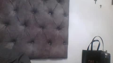 priya online show from December 15, 4:59 pm