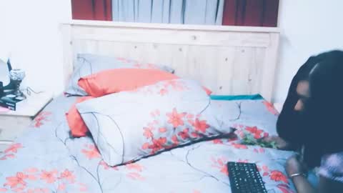 Snapshot of indianlust69 chatting on October 6, 5:16 am Amy online show from October 6, 5:16 am