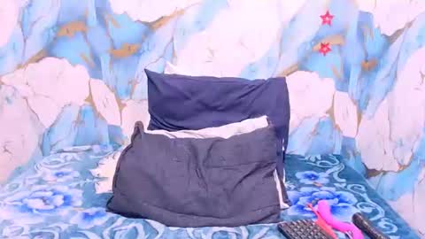 indianmystica4u69 online show from February 24, 8:01 am