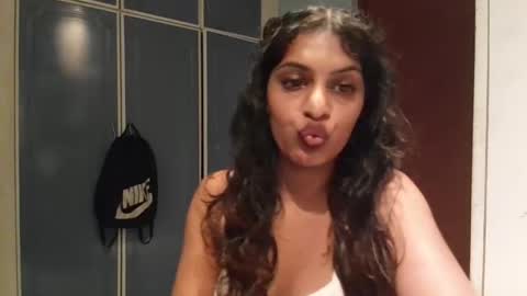 Snapshot of indianpandora chatting on September 21, 9:44 am indianpandora online show from September 21, 9:44 am