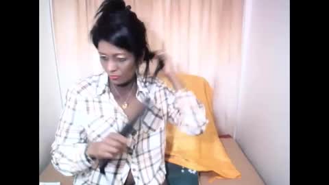 indianpeaches online show from October 25, 6:21 am