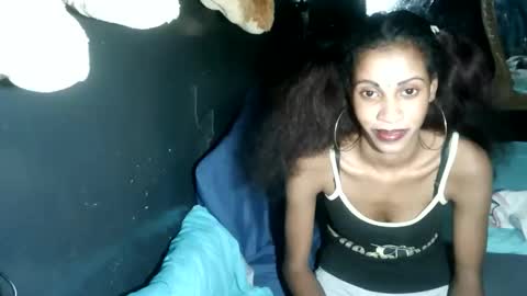 Snapshot of indianqueen5 chatting on November 13, 8:08 pm indianqueen5 online show from November 13, 8:08 pm