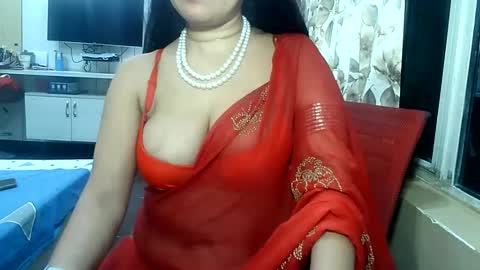 Snapshot of indianrads9 chatting on December 11, 9:23 pm Radha online show from December 11, 9:23 pm