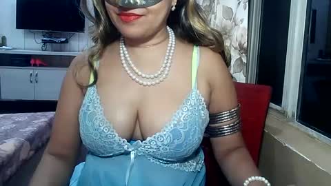 Snapshot of indianrads9 chatting on February 16, 8:44 pm Radha online show from February 16, 8:44 pm