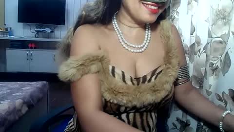 Snapshot of indianrads9 chatting on February 26, 9:05 pm Radha online show from February 26, 9:05 pm