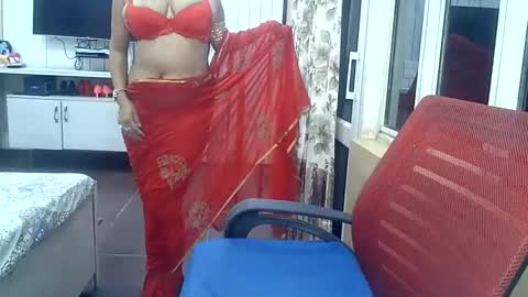 Snapshot of indianrads9 chatting on October 24, 7:54 pm Radha online show from October 24, 7:54 pm