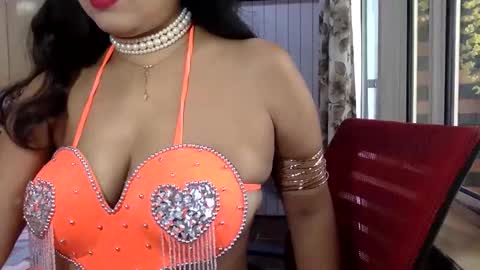 Snapshot of indianrads9 chatting on November 21, 7:18 am Radha online show from November 21, 7:18 am