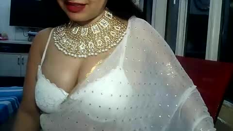 Snapshot of indianrads9 chatting on November 30, 8:13 pm Radha online show from November 30, 8:13 pm