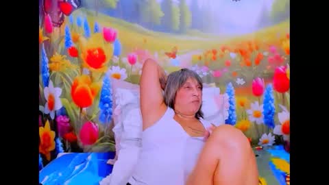 indianroxy27 online show from March 18, 6:33 pm