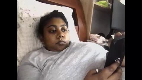 Snapshot of indianruby21 chatting on January 23, 8:46 am indianruby21 online show from January 23, 8:46 am