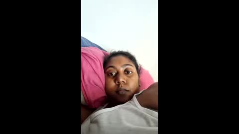 Snapshot of indianruby21 chatting on February 4, 8:24 am indianruby21 online show from February 4, 8:24 am