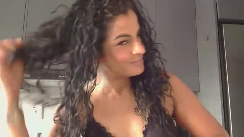 Snapshot of indiansavage1 chatting on April 15, 4:52 am rani online show from April 15, 4:52 am