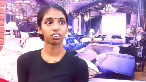 indiansexyslender4u2luv online show from November 17, 5:13 am