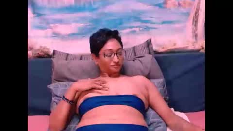 Shreya online show from December 13, 4:54 am