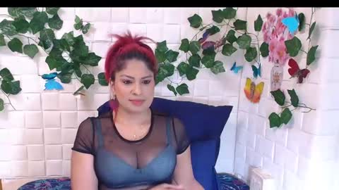 Snapshot of indianstunner69 chatting on October 18, 7:42 am Sam online show from October 18, 7:42 am