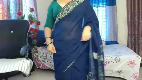 tina online show from October 28, 5:33 am