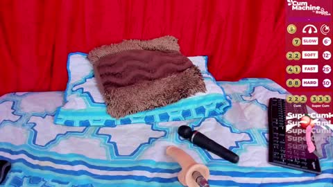 Snapshot of indira_collins chatting on December 6, 12:34 am Indi online show from December 6, 12:34 am