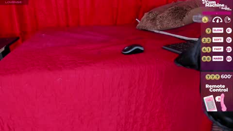 Snapshot of indira_collins chatting on February 6, 10:10 pm Indi online show from February 6, 10:10 pm