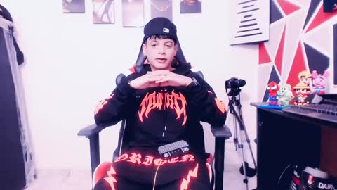 Snapshot of indomitablebeast chatting on January 15, 8:48 pm matias online show from January 15, 8:48 pm