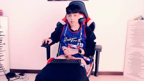 Snapshot of indomitablebeast chatting on May 14, 4:25 pm matias online show from May 14, 4:25 pm