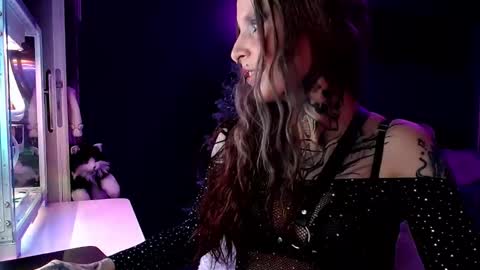 InesDesire online show from December 31, 11:17 pm