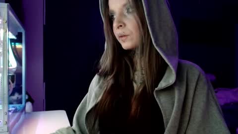 InesDesire online show from January 8, 7:24 am