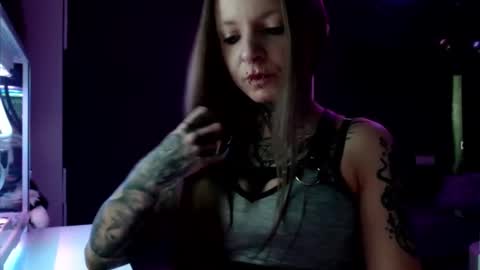 InesDesire online show from February 12, 7:44 am