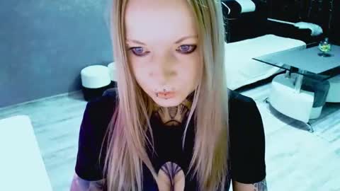 InesDesire online show from October 28, 8:18 am