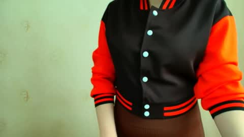 Snapshot of inessa_beauty chatting on May 5, 1:41 pm Inessa online show from May 5, 1:41 pm
